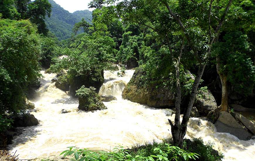 la cascade de Dau Dang