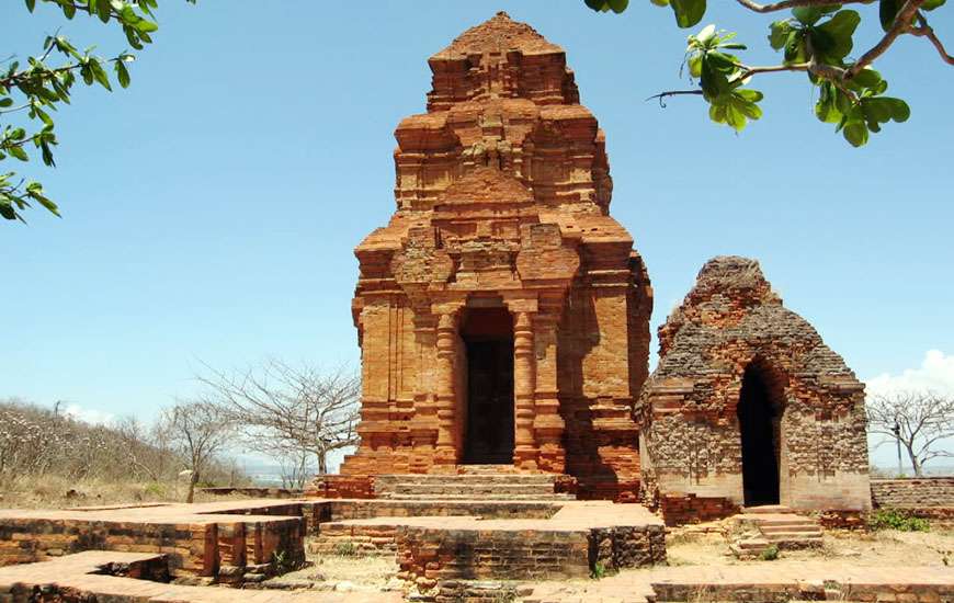 Po Shanu Towers, fishing village. Mui Ne, Phan Thiet