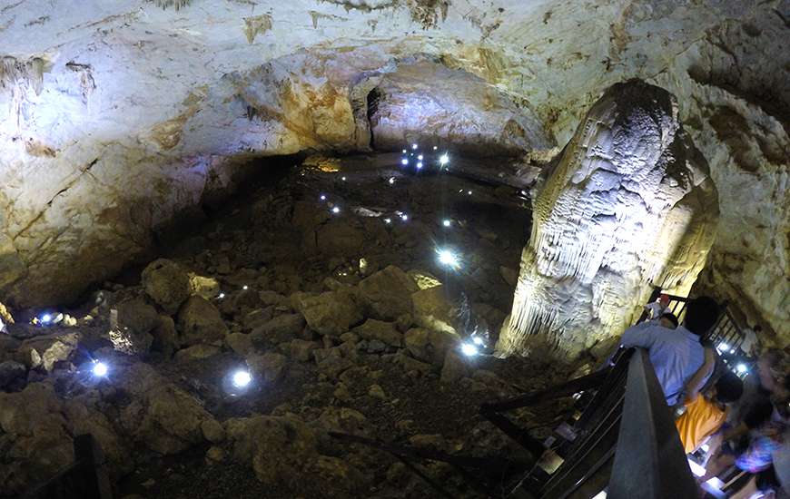  Paradise cave, the Phong Nha - Ke Bang cave's system