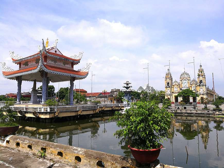 Le village de Pham Phao