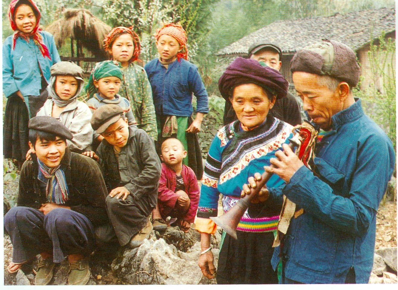 Co Lao Ethnic Group