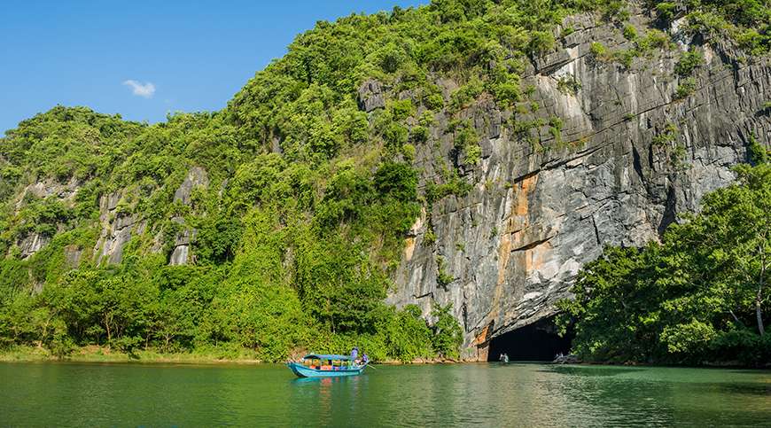 Adventures Vietnam 15 days 14 nights