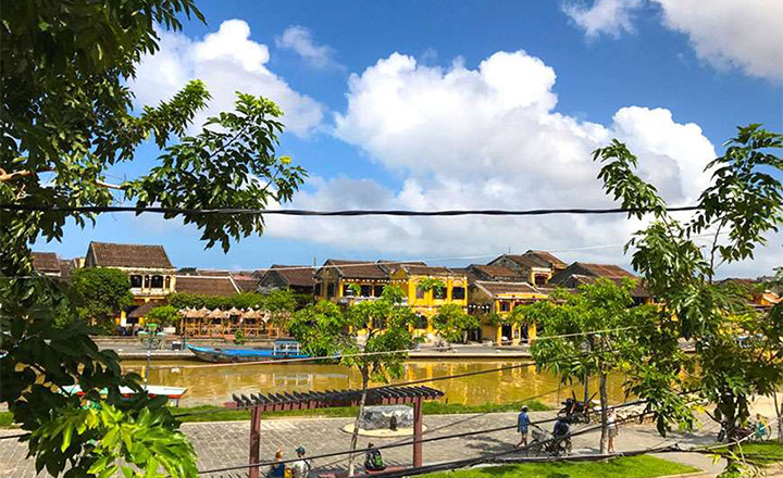 https://www.mrlinhadventure.com/en/vietnam-highlights/central-vietnam/hoi-an.aspx