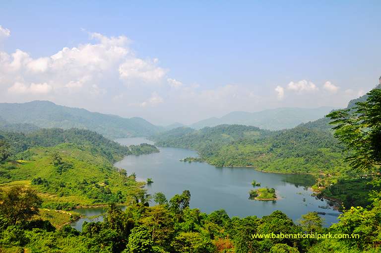 [a corner of Ba Be lake, Bac Kan. Vietnam]