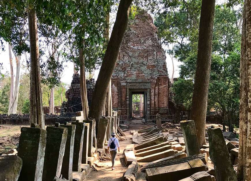 Prasat Krahom