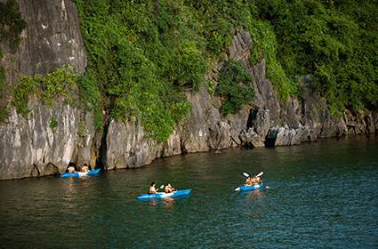 5 Star Azalea Cruise - Lanha Bay