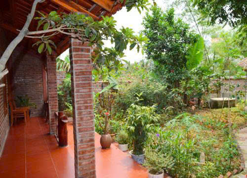 Van Long Family Homestay