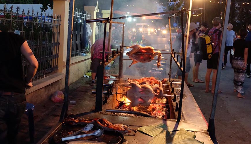 night market luang prabang