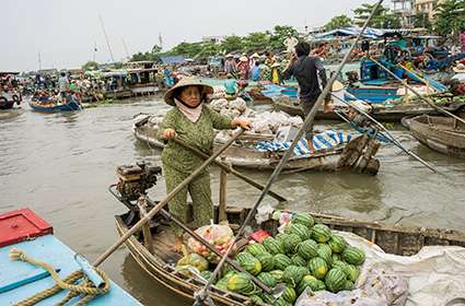 Cai Rang floating market