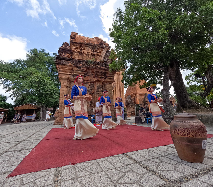 cham-culture