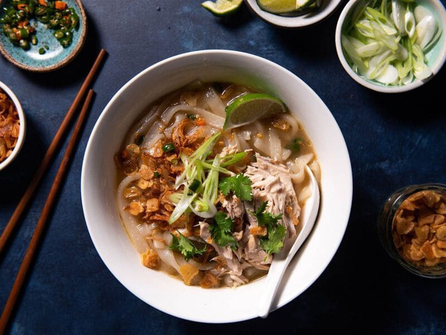 khao-piak-sen