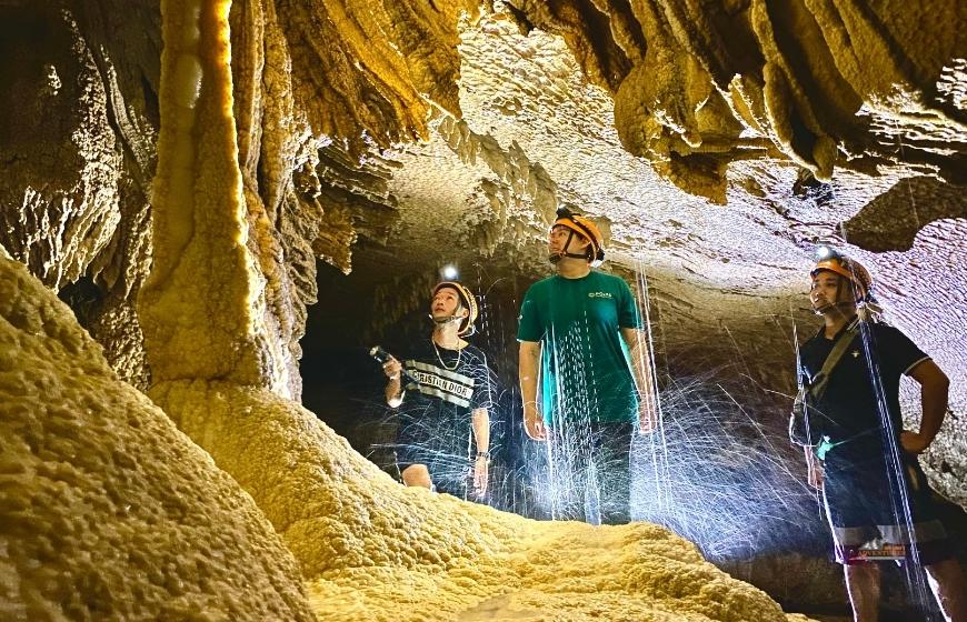 Ba Be National Park trekking & Caving 3 days