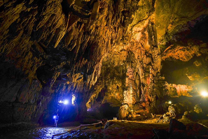 tiger-cave