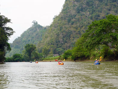 kayaking on river ba be 