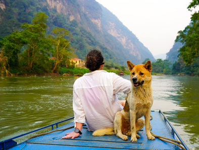 boat tour on ba be lake