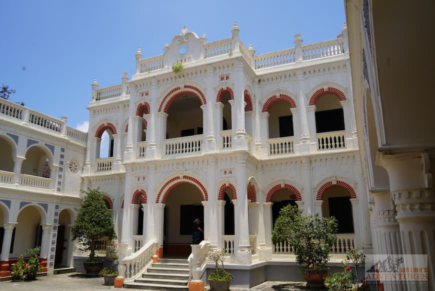 hmong-palace