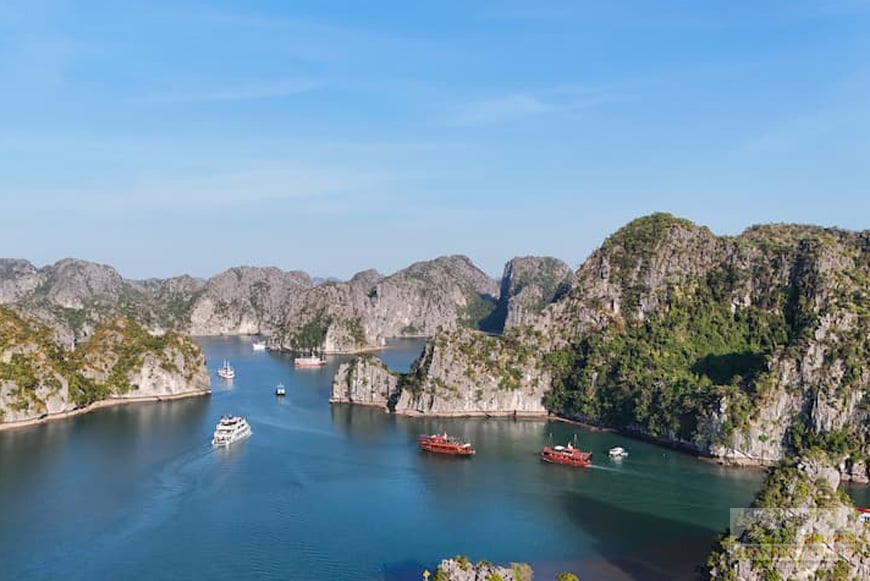 lan-ha-bay