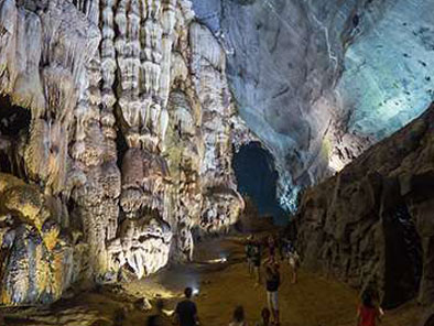 Phong Nha Cave