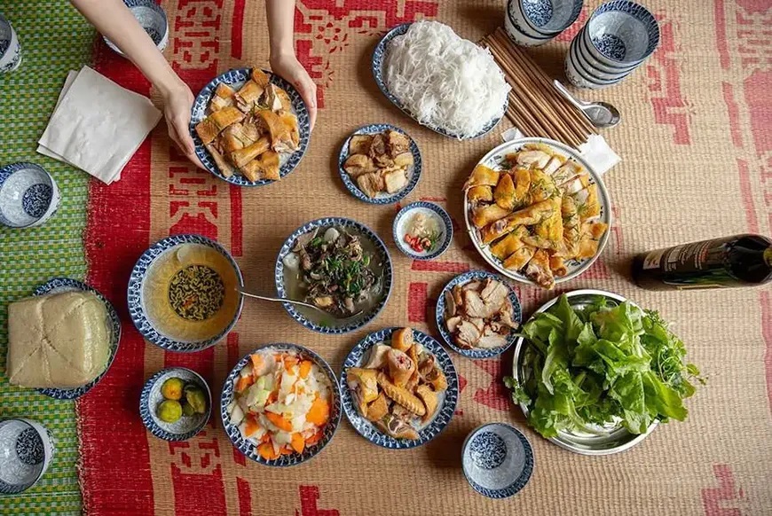 tet-dinner