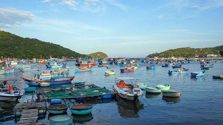 Vinh Hy bay - A timeless travel diary