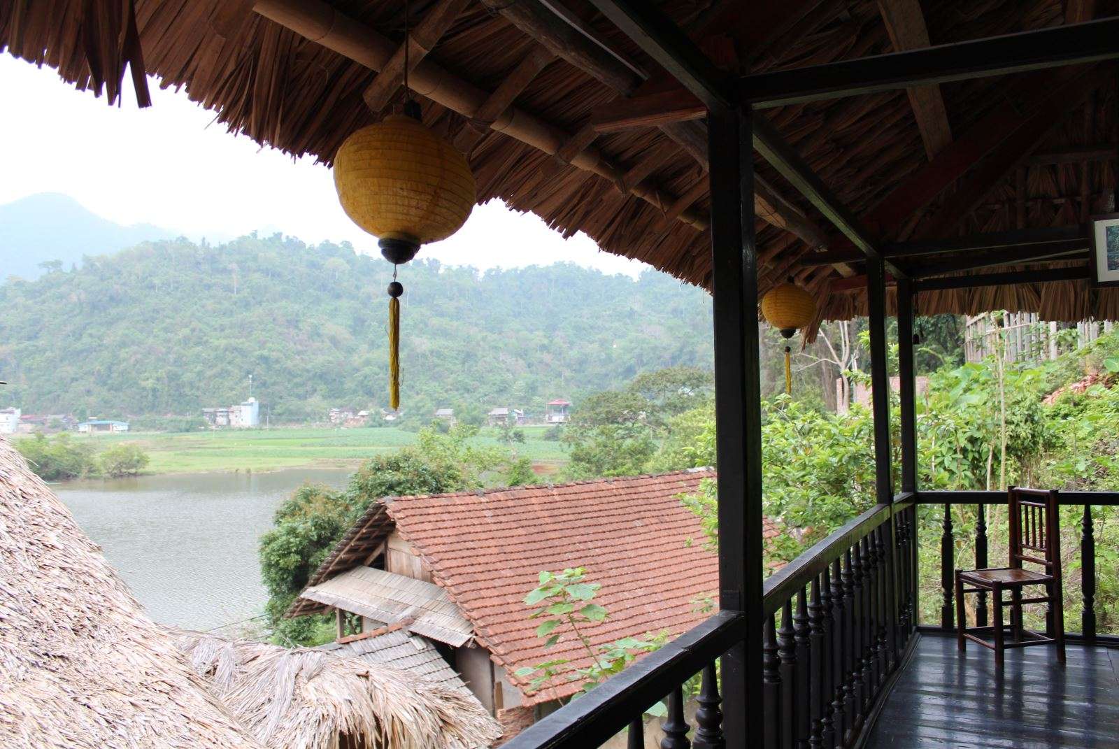 Balcon homestay, lac Babe 