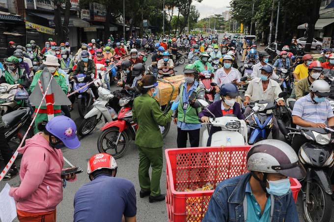 Street filled with people during the pandemic