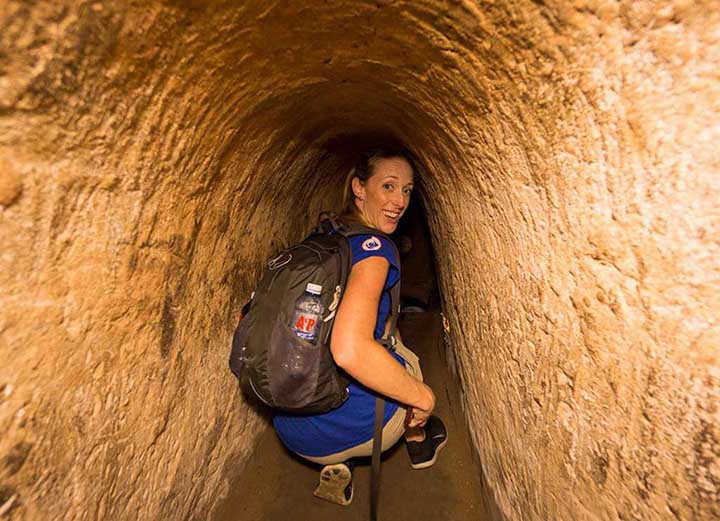 Ho Chi Minh ville: tunnels et toboggans