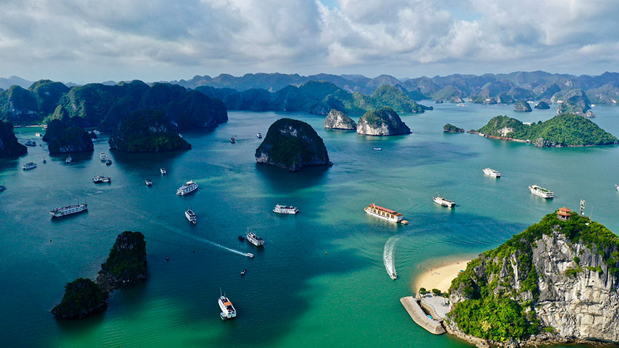 Ha Long Bay