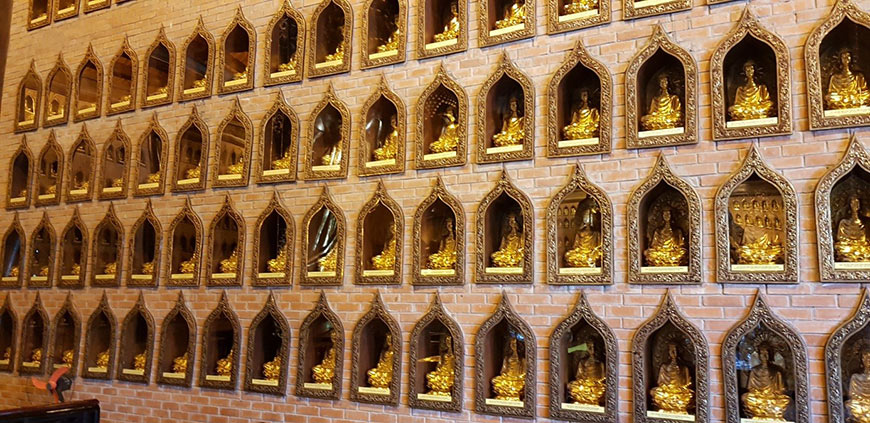 The temples contain the largest Buddha statues of Vietnam