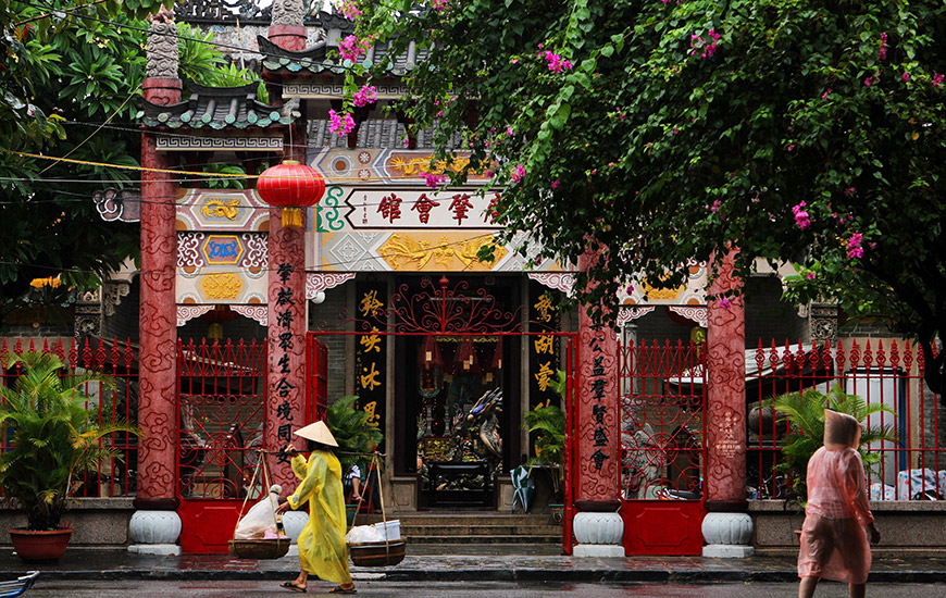 TOP 5 REASONS TO VISIT VIETNAM