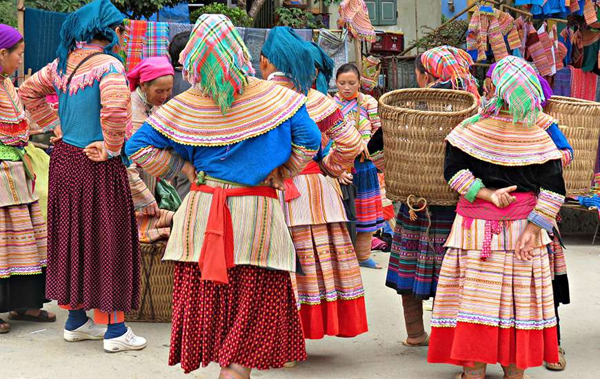 All about Vietnamese Clothing