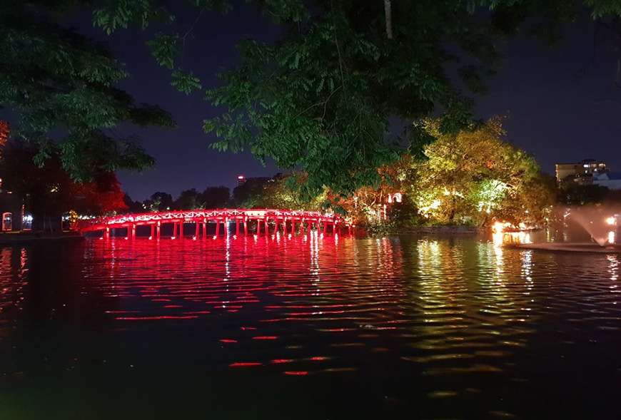 Hoan Kiem Lake