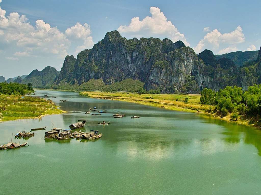 Ninh Binh: kayaks et grottes