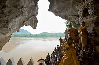 Pak Ou caves