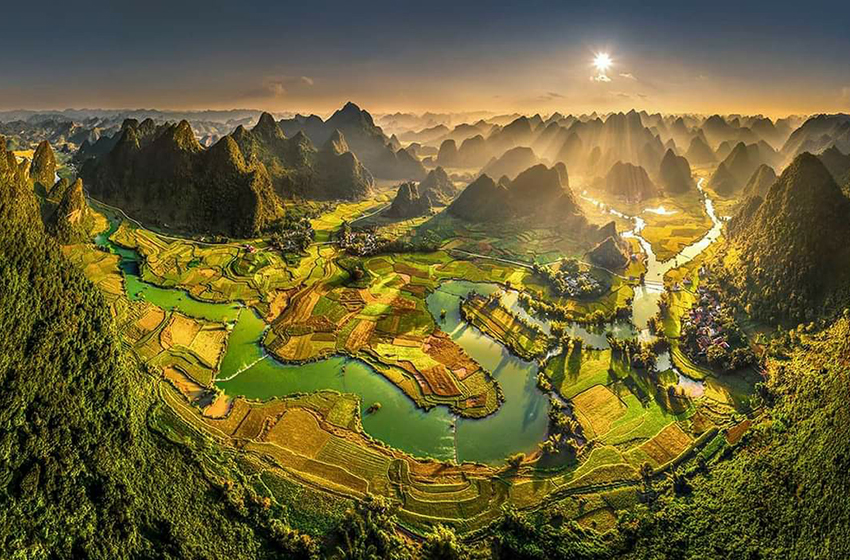 Ban Gioc Waterfall Ba Be Lake