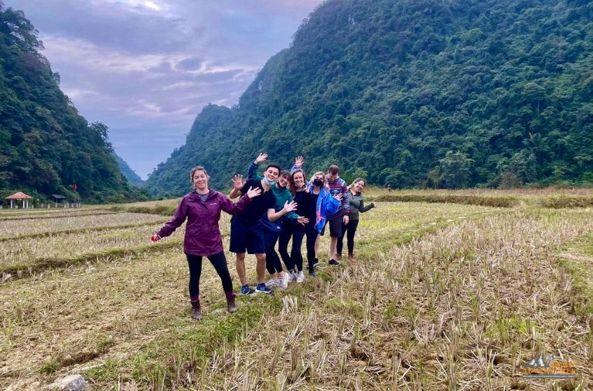 Ban Gioc Waterfall Ba Be Lake