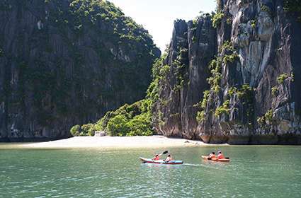 Kayaking In Lan Ha Bay