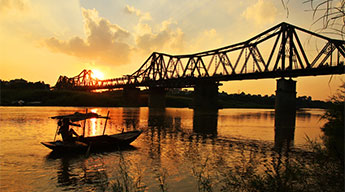 Hanoi - City Tour Full Day - F1 Racing 4 days 3 nights