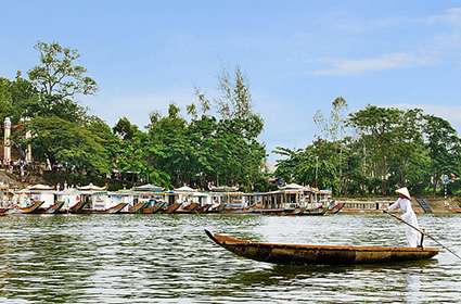 Huong-river-Hue