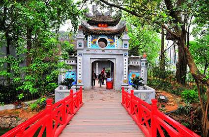 Ngoc Son Temple