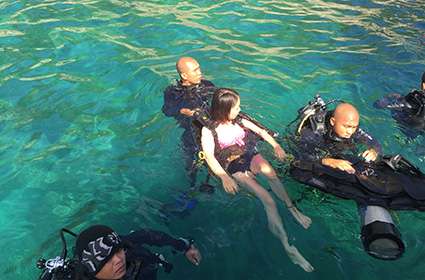 Swimming Nha trang