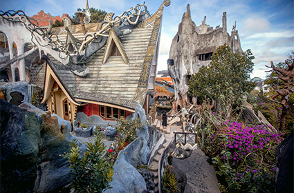 Crazy House
