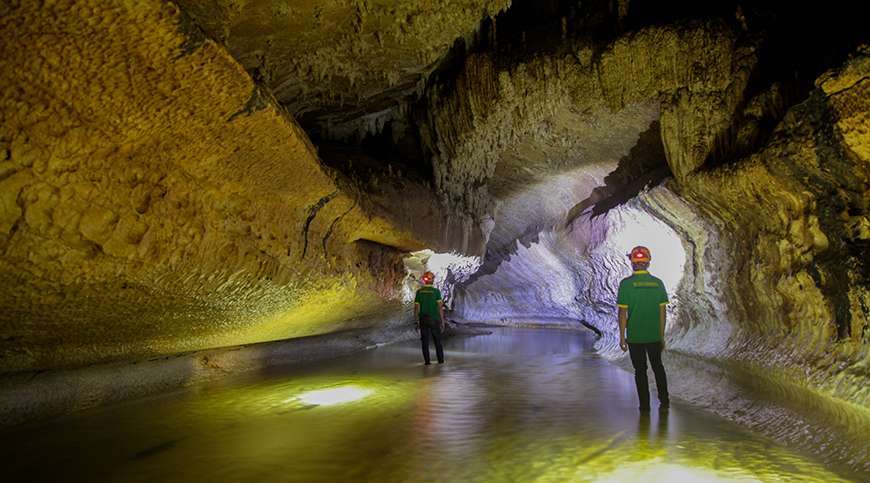 Ba Be Caving tour and homestay